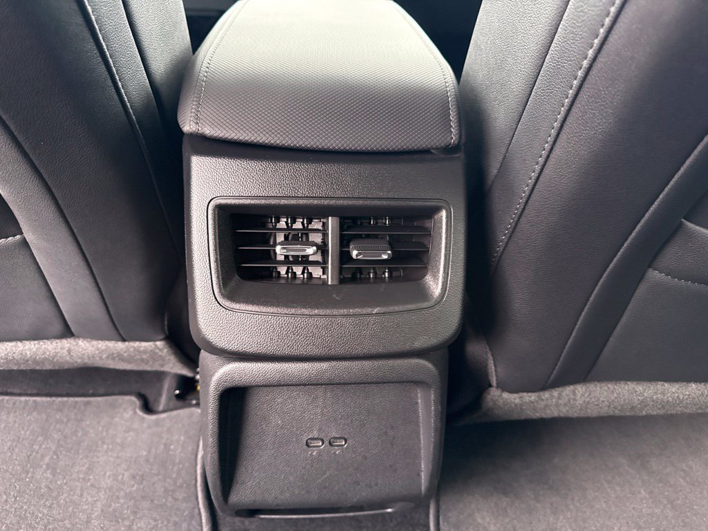 Used 2024 White Chevrolet LT image 18
