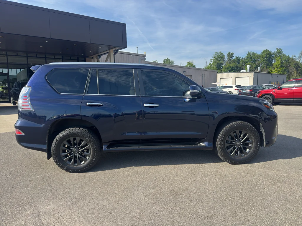 Used 2021 Nightfall Mica Lexus GX Premium image 2
