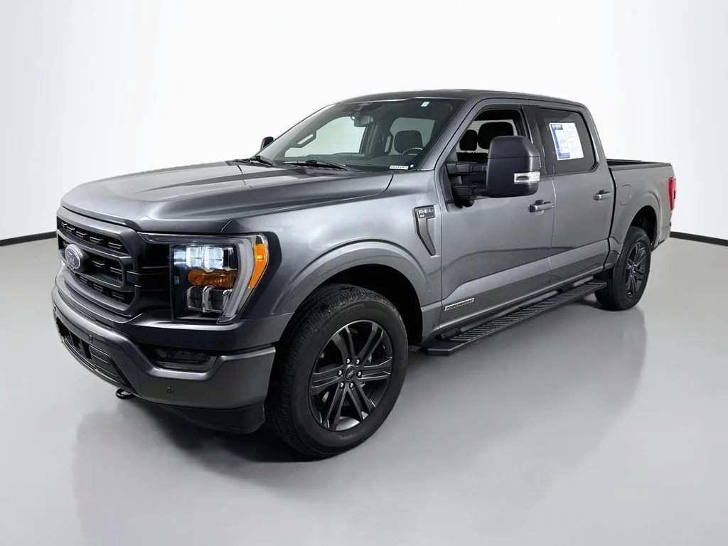 Used 2021 Carbonized Gray Metallic Ford XLT image 10