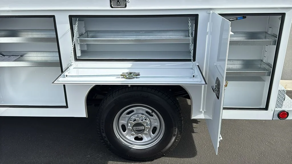 New 2026 Oxford White Ford F-250® XL image 6