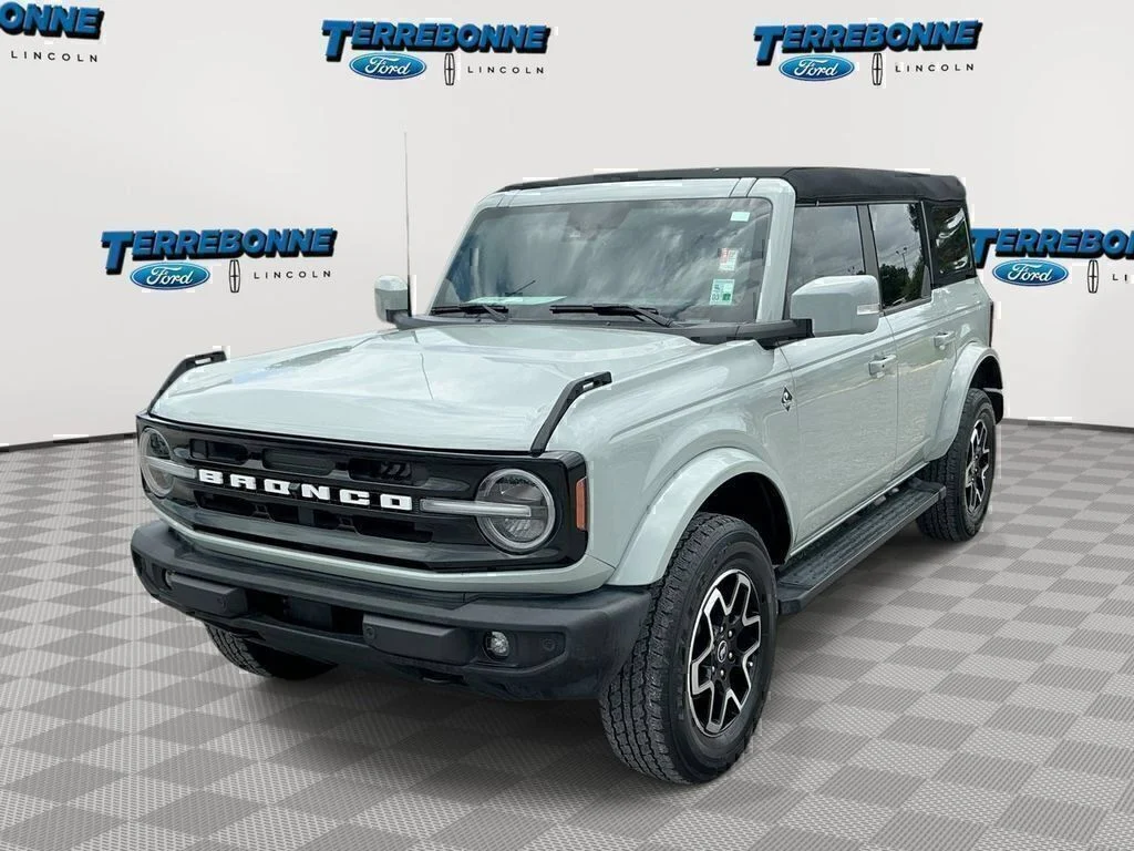 2023 Ford Bronco Outer Banks