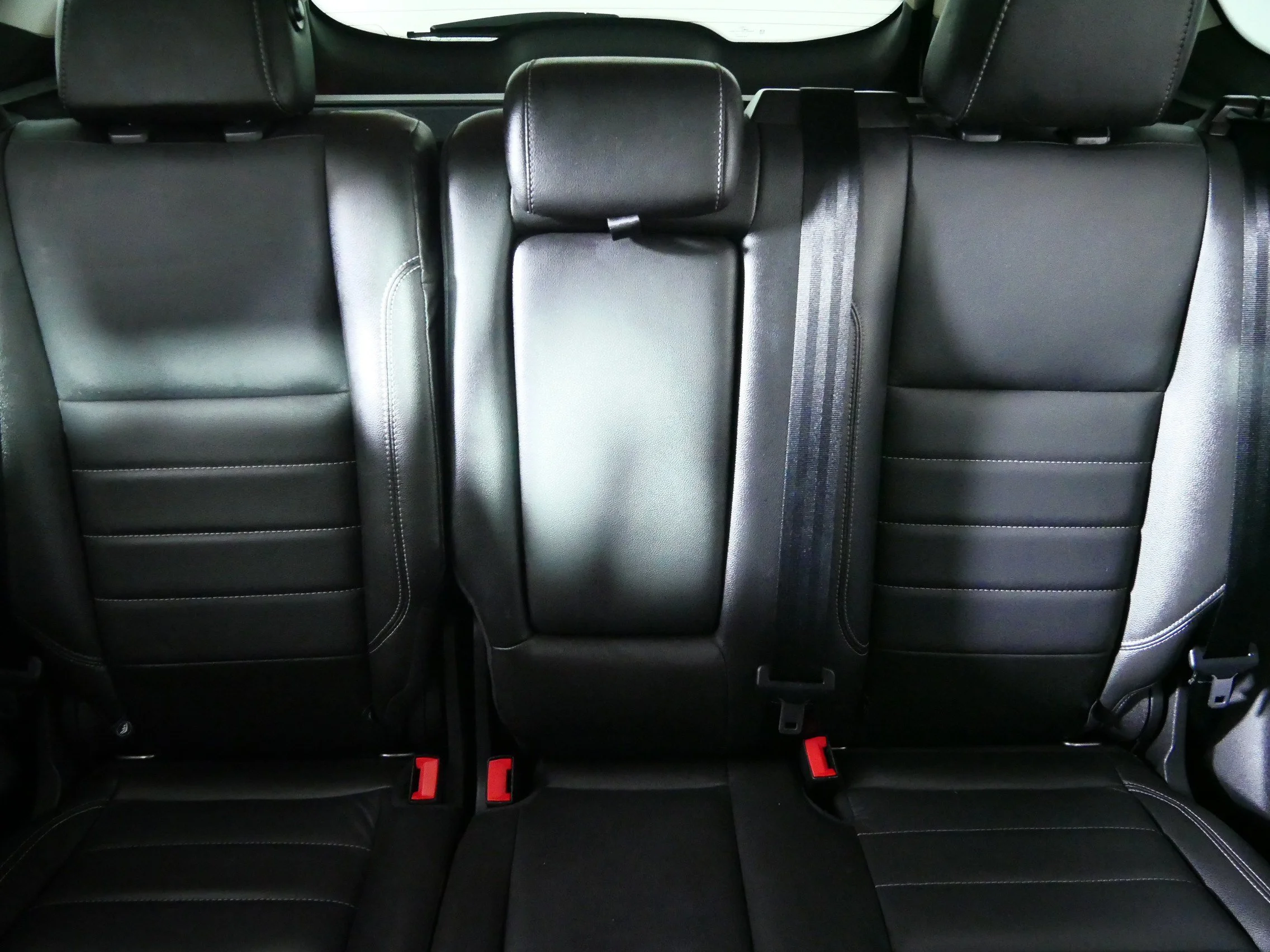 Used 2013 White Platinum Tricoat Ford SEL image 13