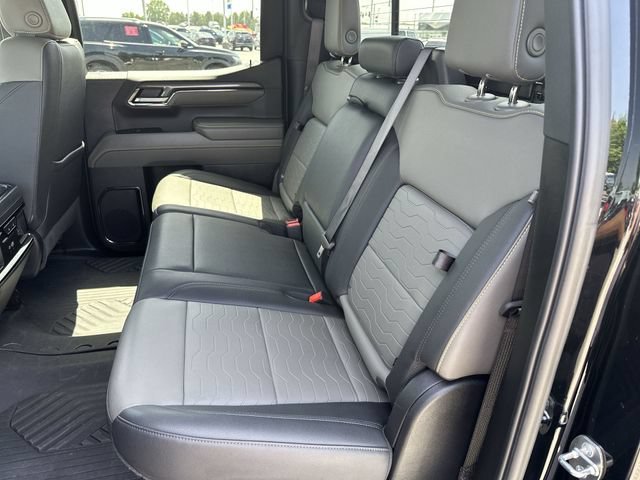 Used 2024 Black Chevrolet ZR2 image 26