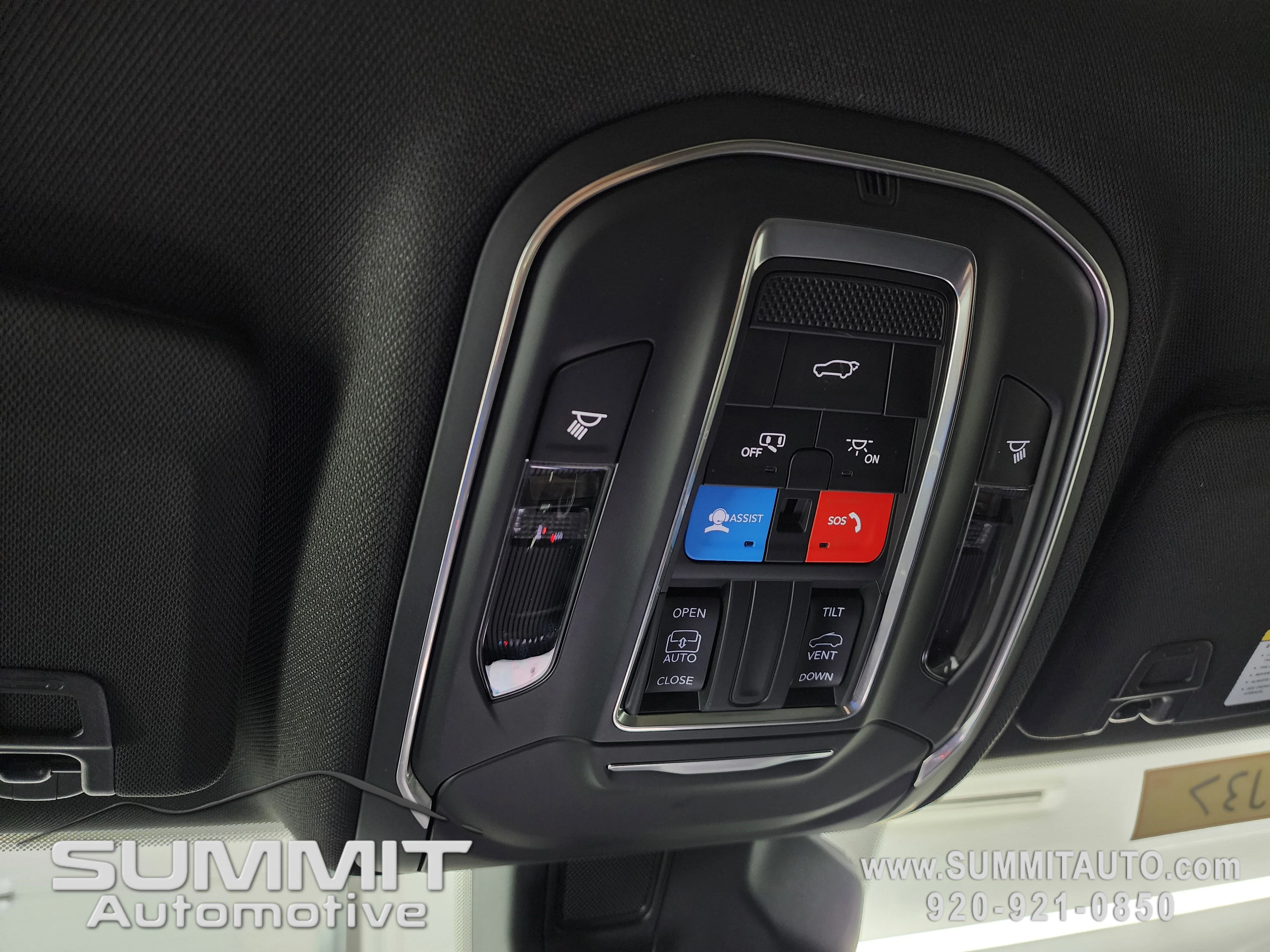 New 2026 Velvet Red Pearl-Coat Exterior Paint Jeep Altitude image 34