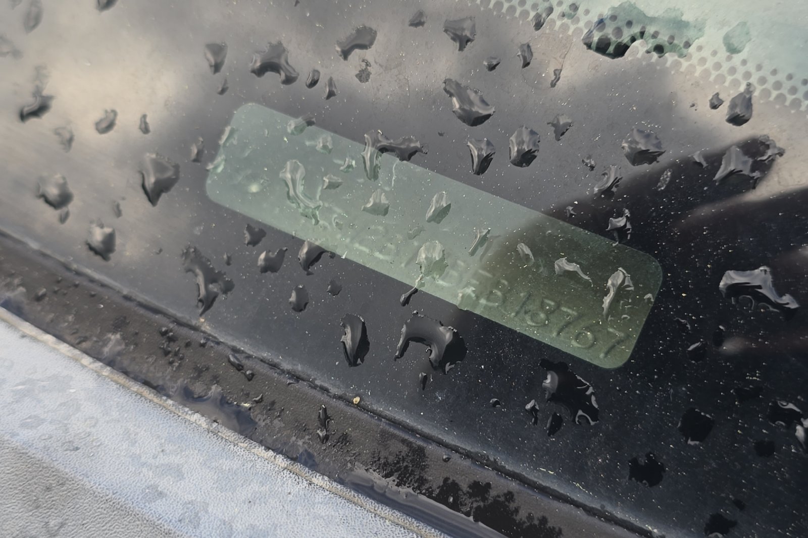 Used 2011 Black Ford  image 3