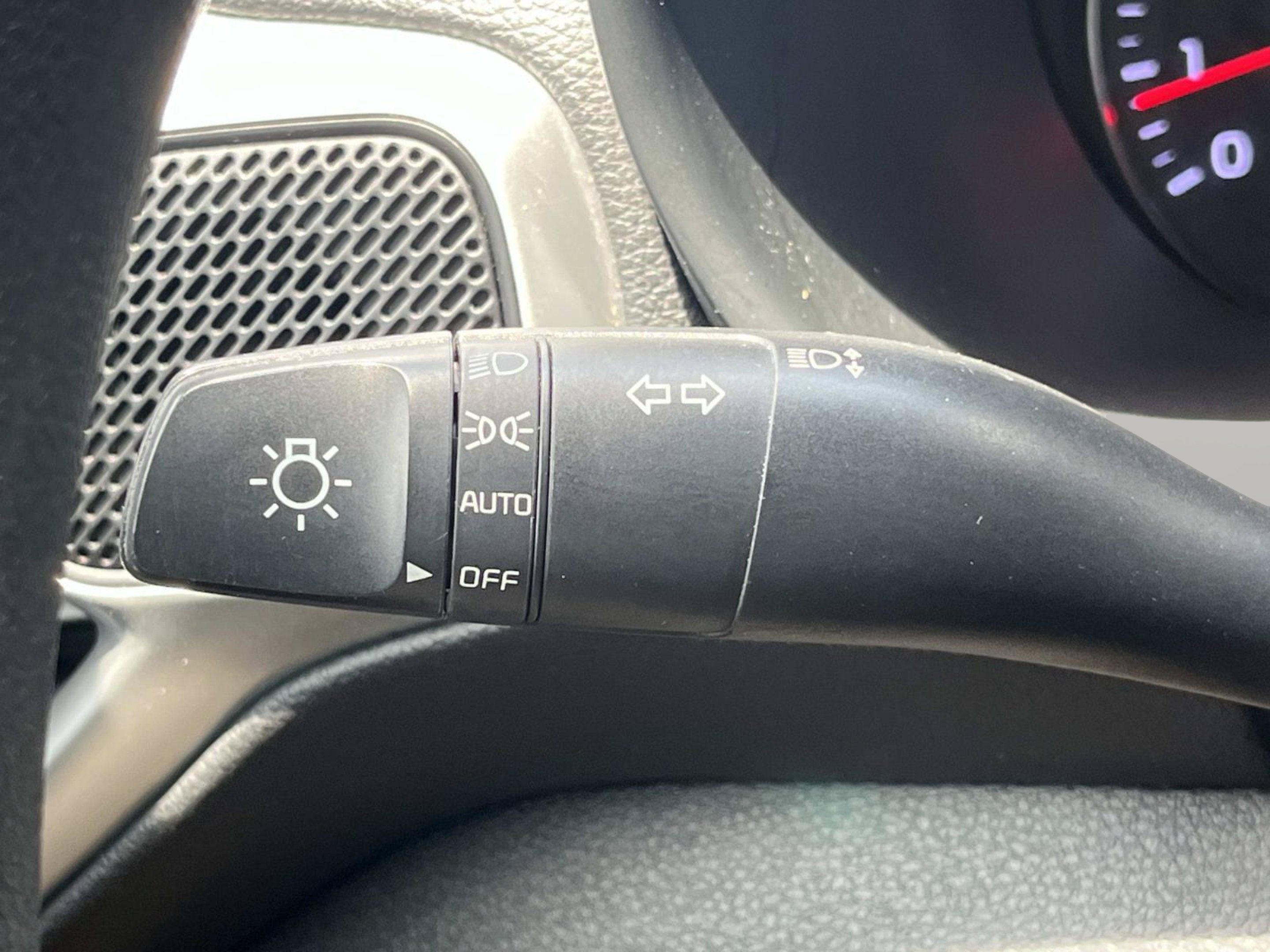Used 2020 Gravity Grey Kia S image 33