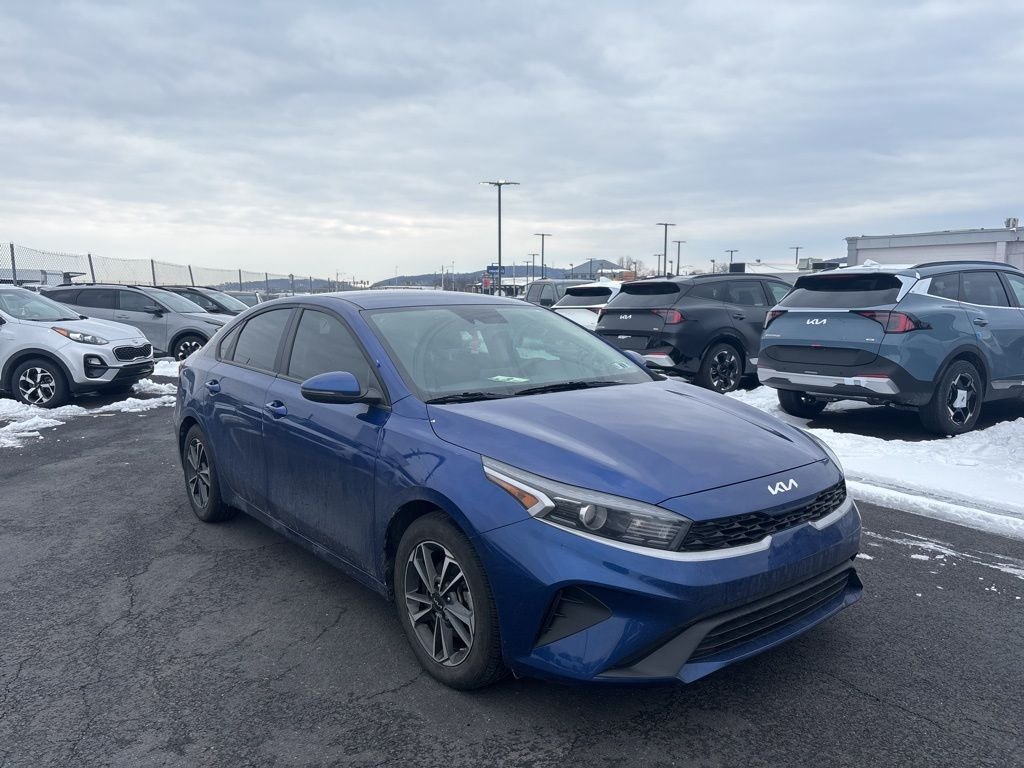 2023 Kia Forte LXS