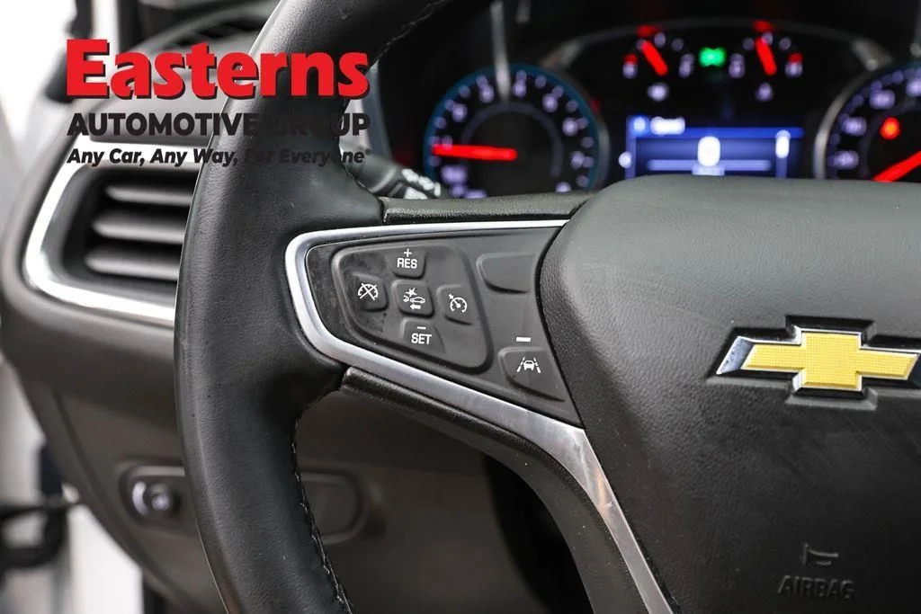 Used 2023 White Chevrolet LT image 17