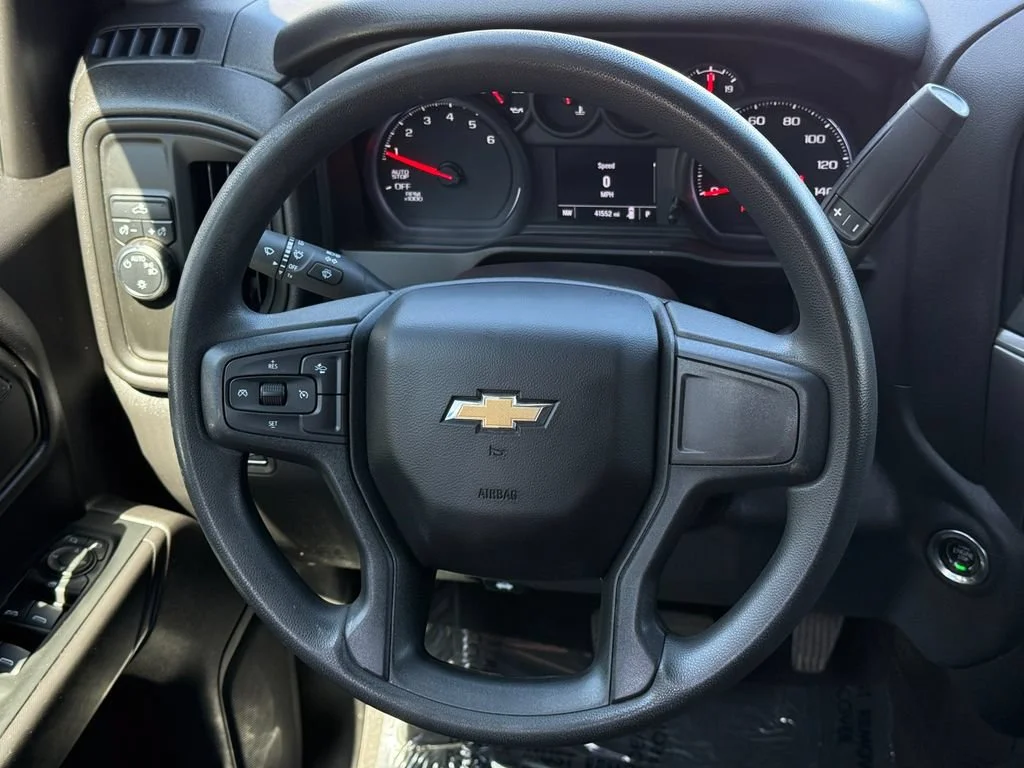 Used 2023 SUMMIT WHITE Chevrolet Custom image 21
