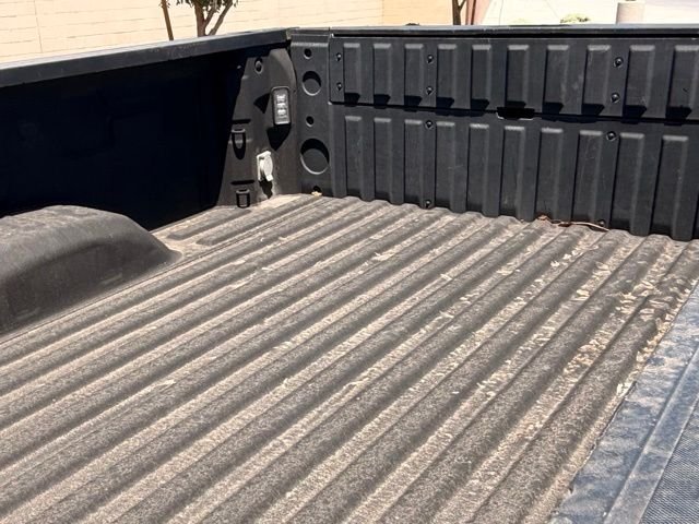 Used 2022 Black GMC Denali image 7