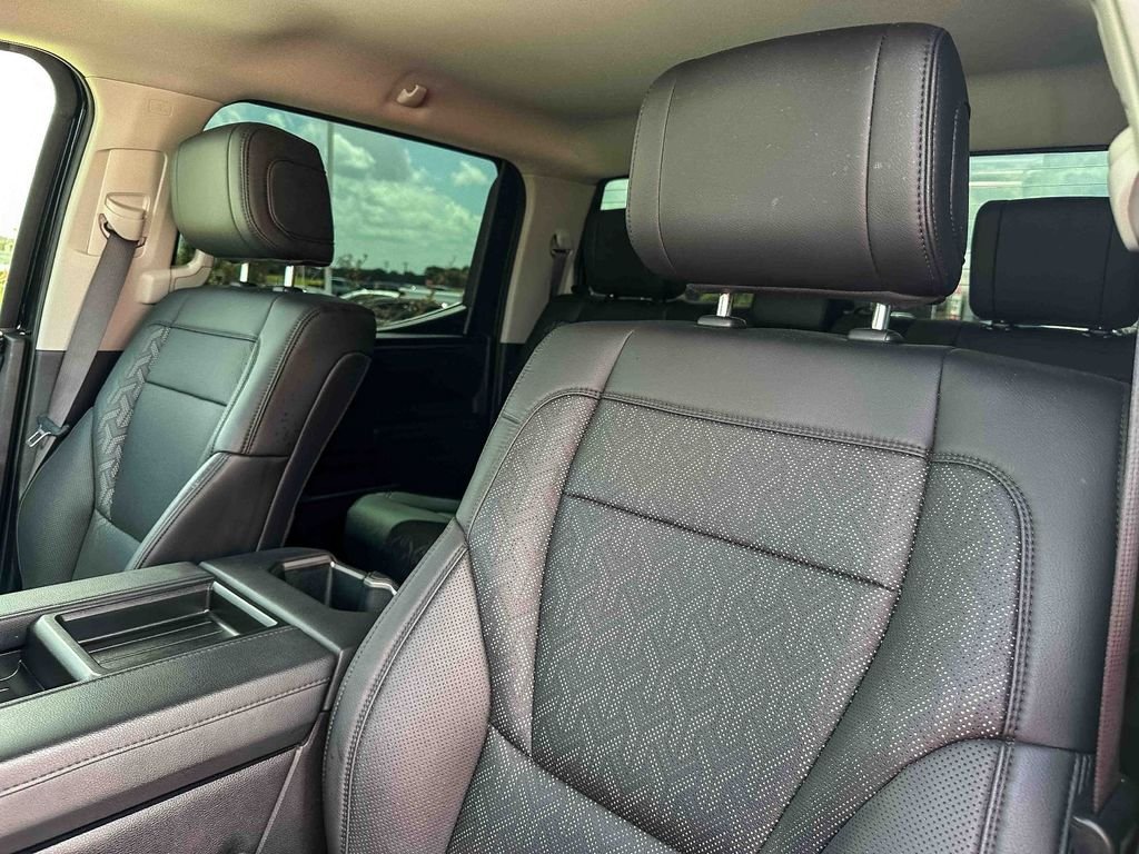2024 Toyota Tundra Limited - Photo 14