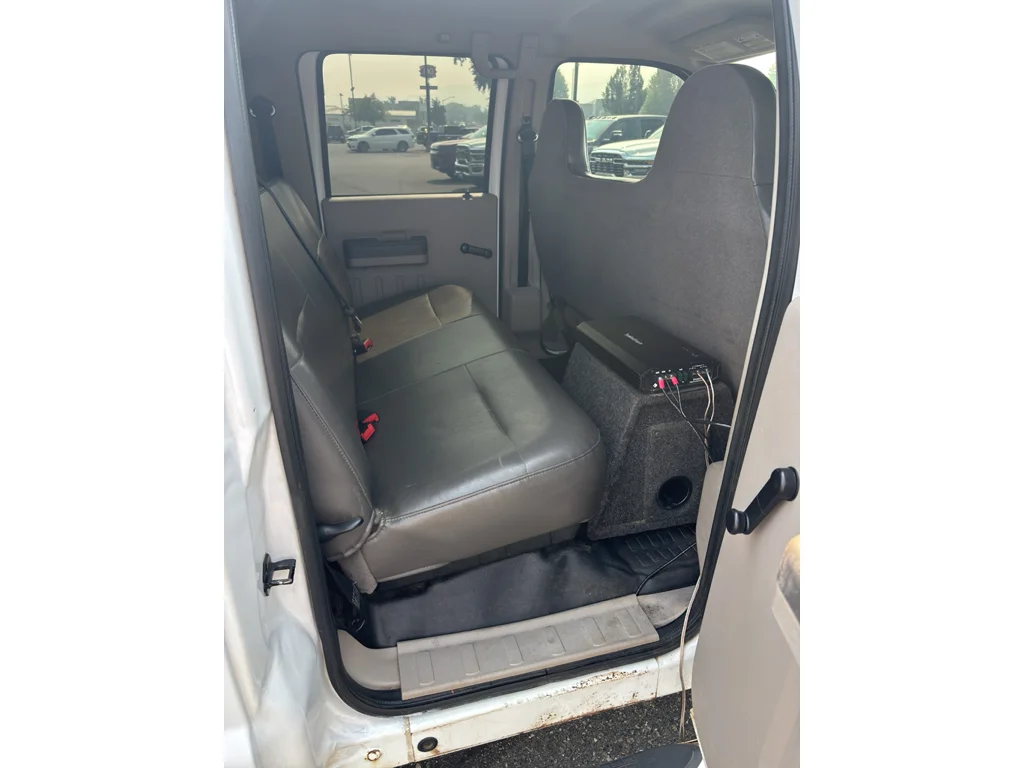 Used 2009 Oxford White Clearcoat Ford XLT image 16
