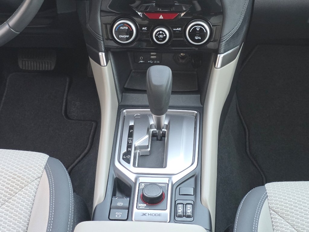 Used 2020 White Subaru Premium image 26