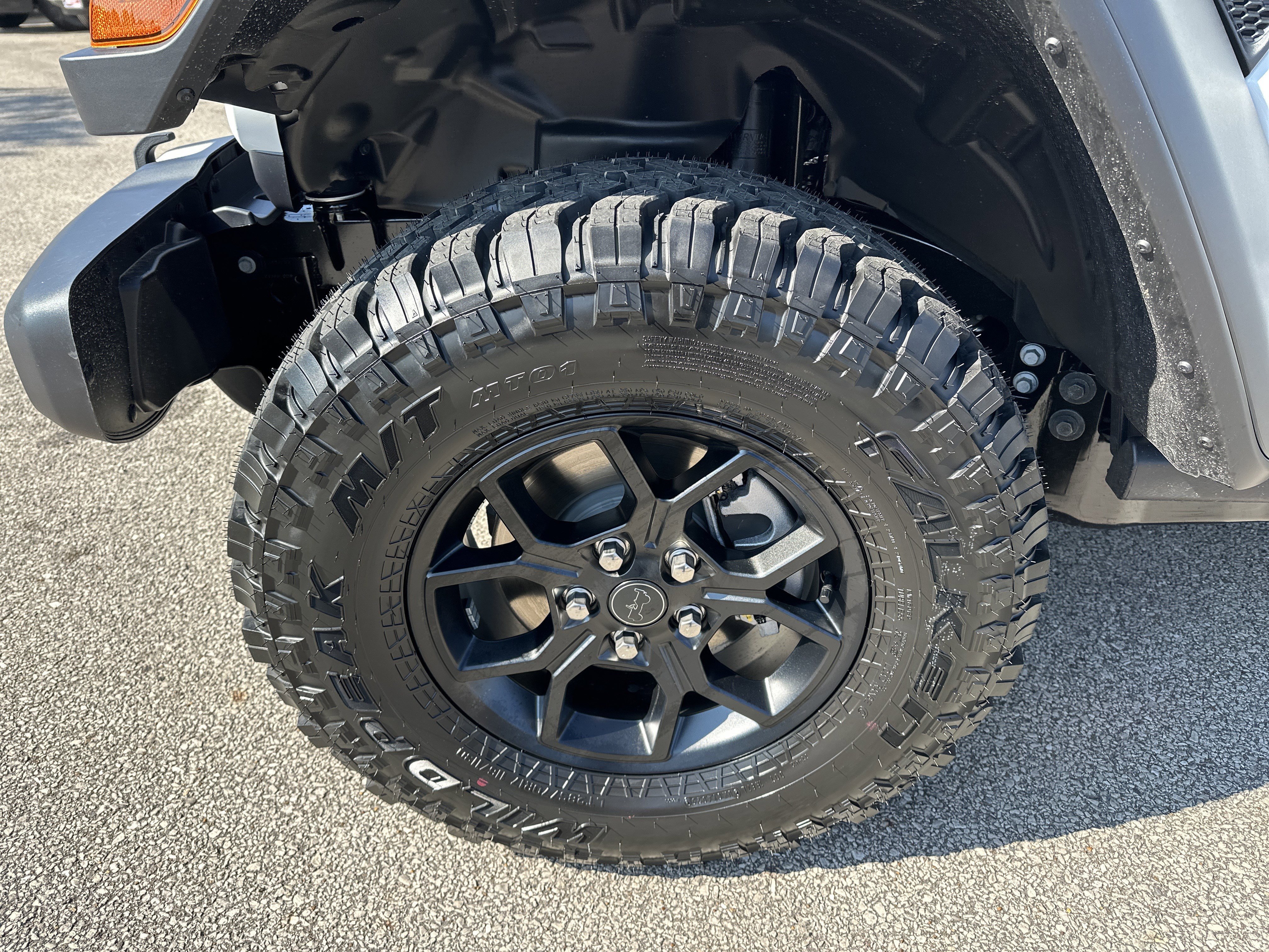 New 2026 Bright White Clear-Coat Exterior Paint Jeep Willys image 11