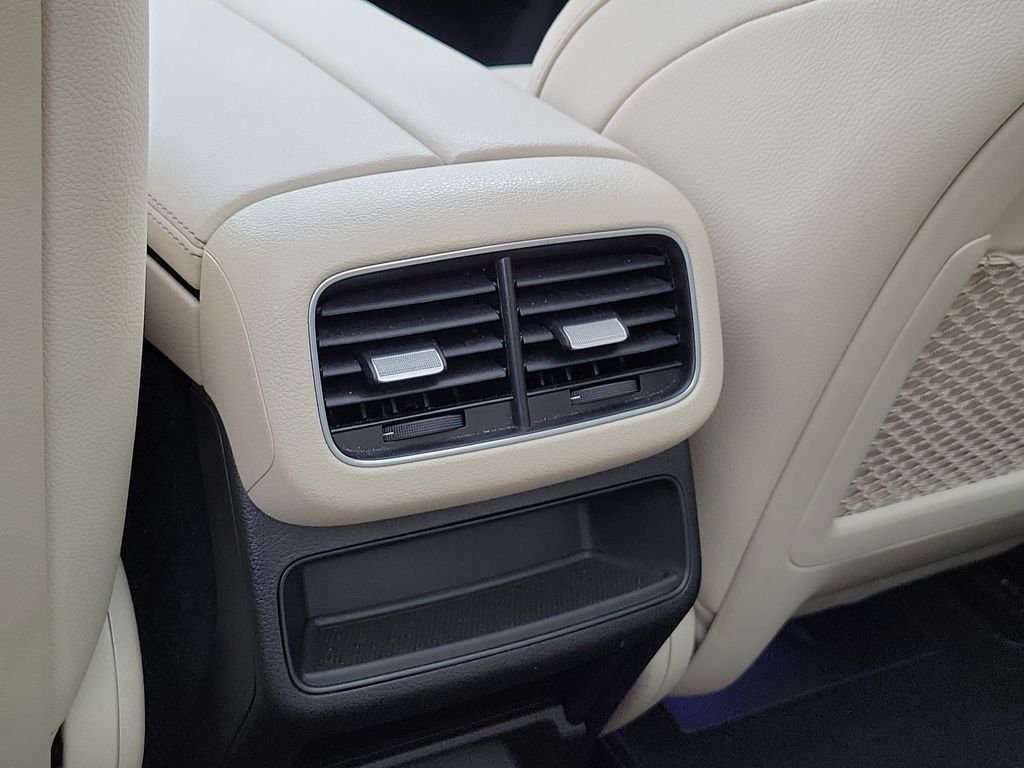 Certified Used 2024 Black Mercedes-Benz GLE 450e image 19