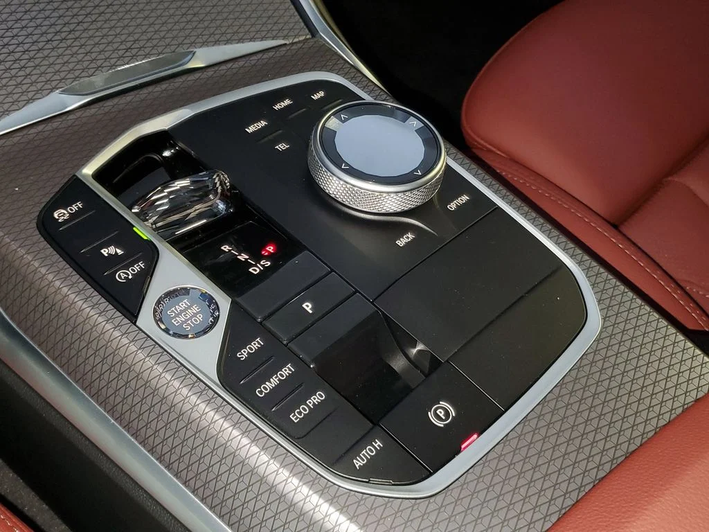 New 2026 Alpine White BMW 330i image 25