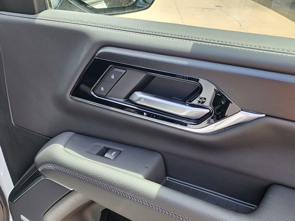 2026 GMC Yukon XL Denali - Photo 46