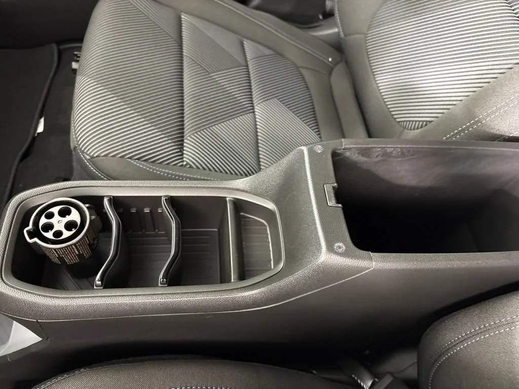 2027 Chevrolet Bolt LT - Photo 42