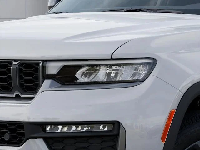 New 2026 Bright White Clear-Coat Exterior Paint Jeep 85th Anniversary Edition image 62