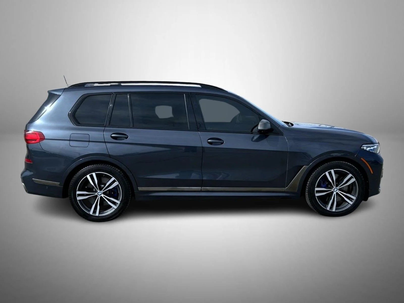Used 2020 Gray BMW M50i image 4