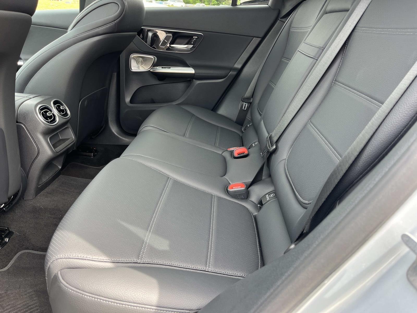 Used 2026 SILVER Mercedes-Benz GLC 300 image 17