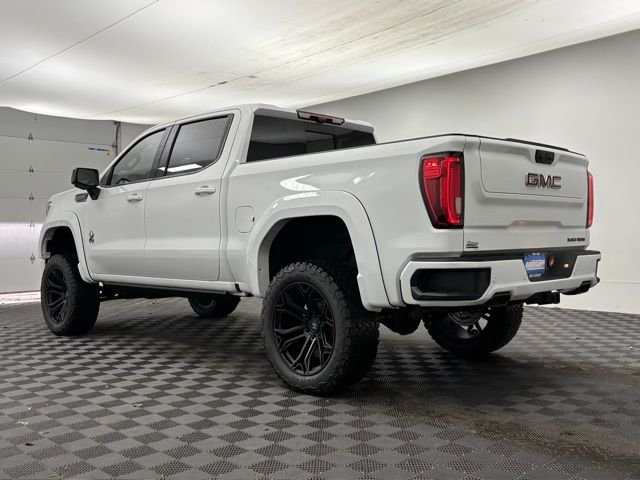 New 2026 Summit White GMC AT4 image 14