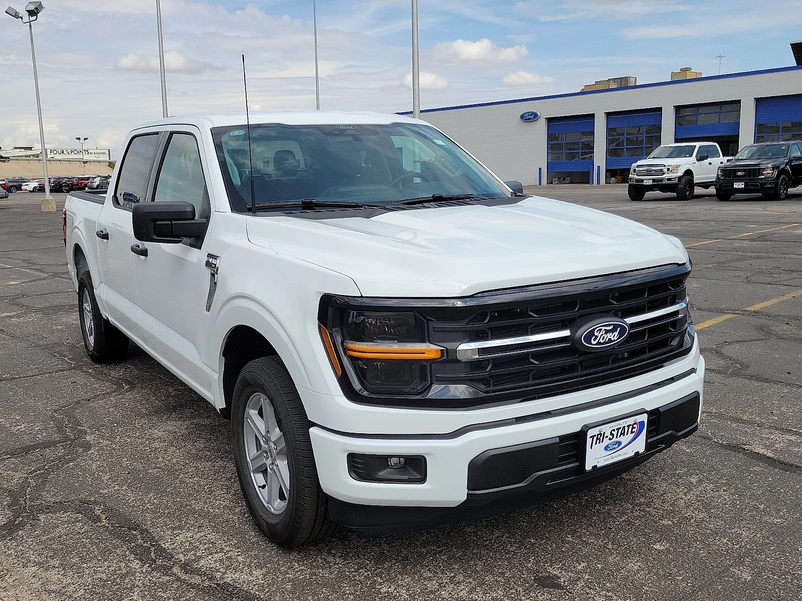 New 2026 Oxford White Ford XLT image 6