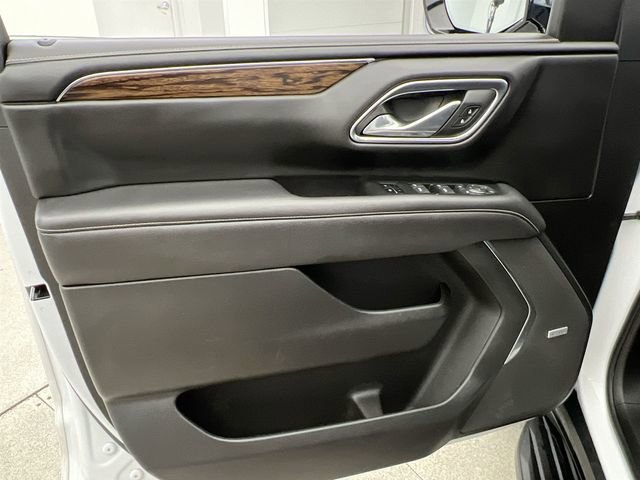 2022 Chevrolet Suburban Premier - Photo 21