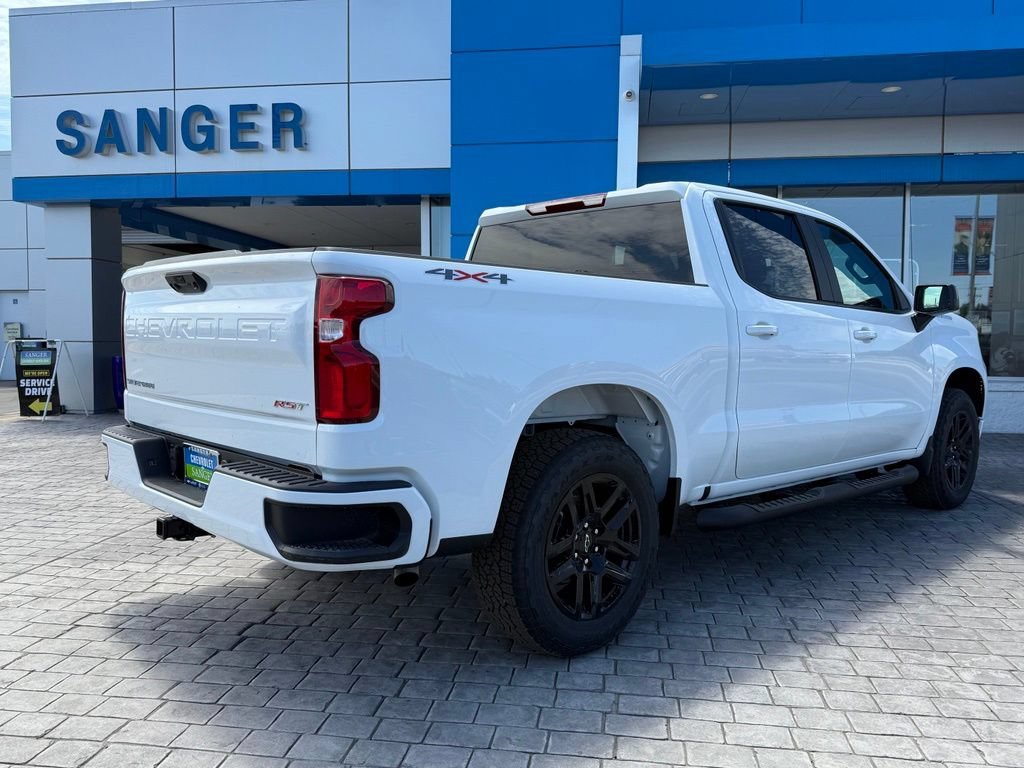 New 2026 Summit White Chevrolet RST image 10
