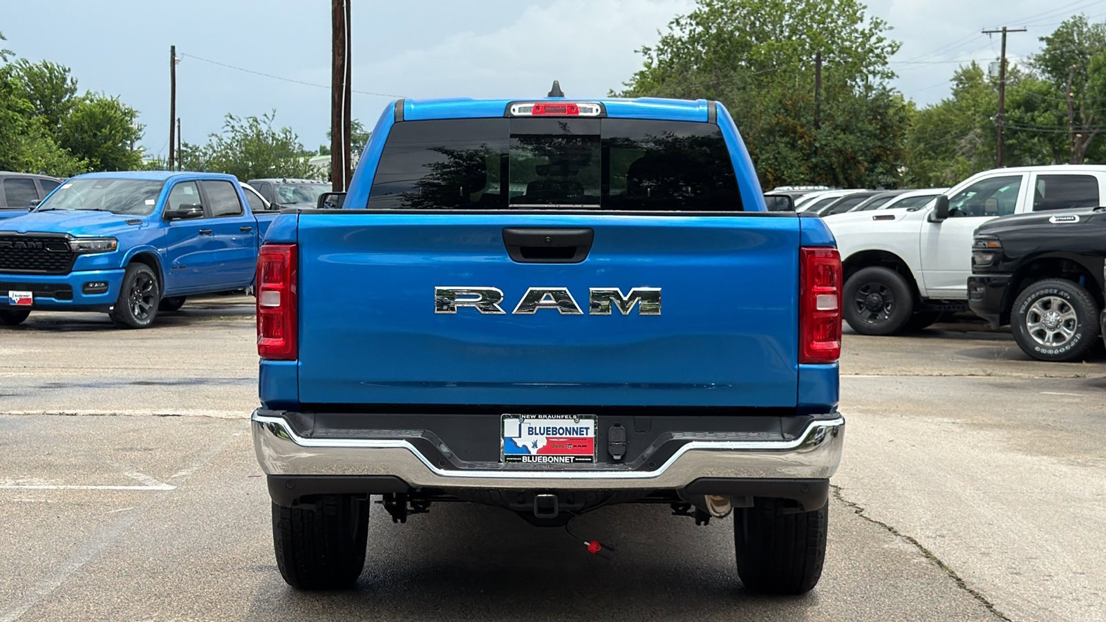 New 2026 Hydro Blue Pearl-Coat Exterior Paint RAM Tradesman image 6