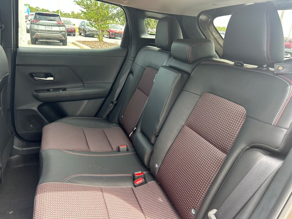 New 2026 Nissan Kicks SR 4D Sport Utility