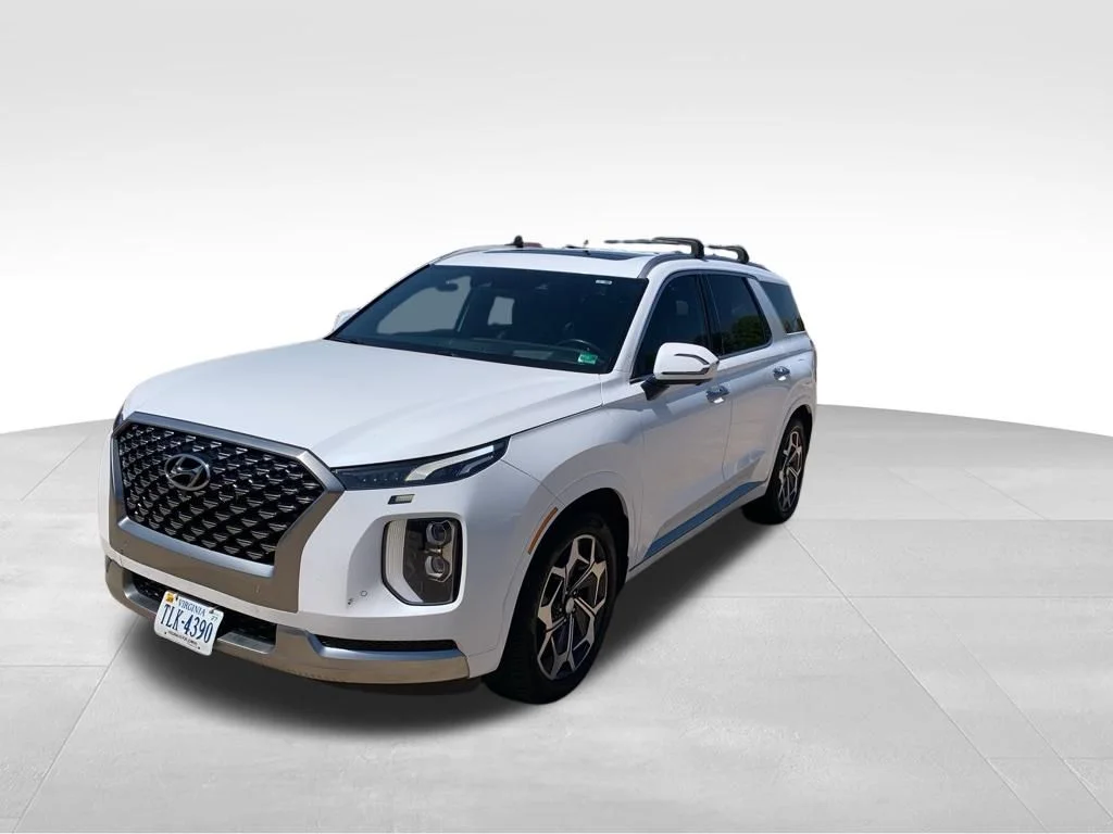 Used 2022 White Hyundai Calligraphy image 2