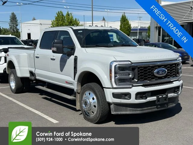 2026 Ford F-450 Platinum 4x4 Crew Cab 8' Box DRW's photo