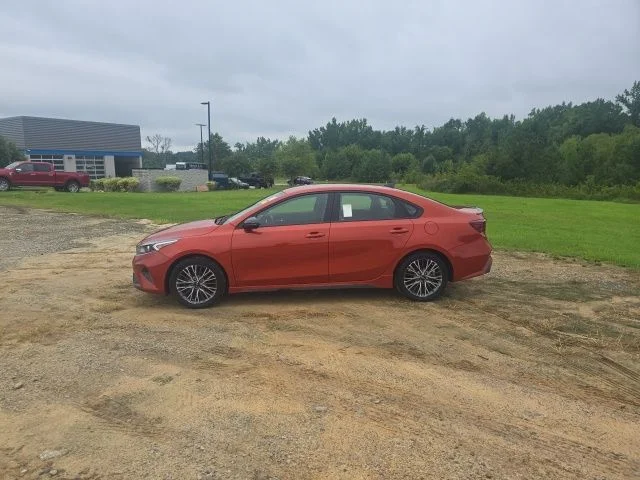 Used 2023 Red Kia GT-Line image 4