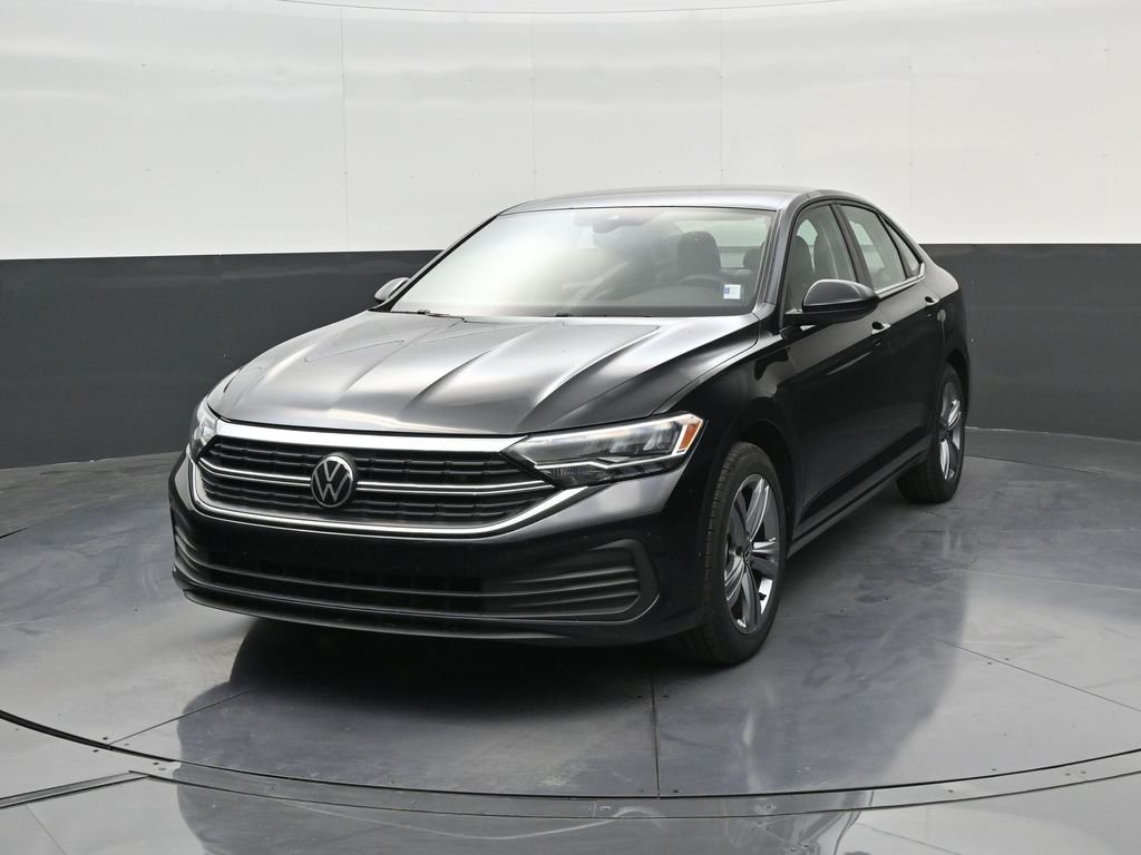 Used 2024 Black Volkswagen 1.5T SE image 3