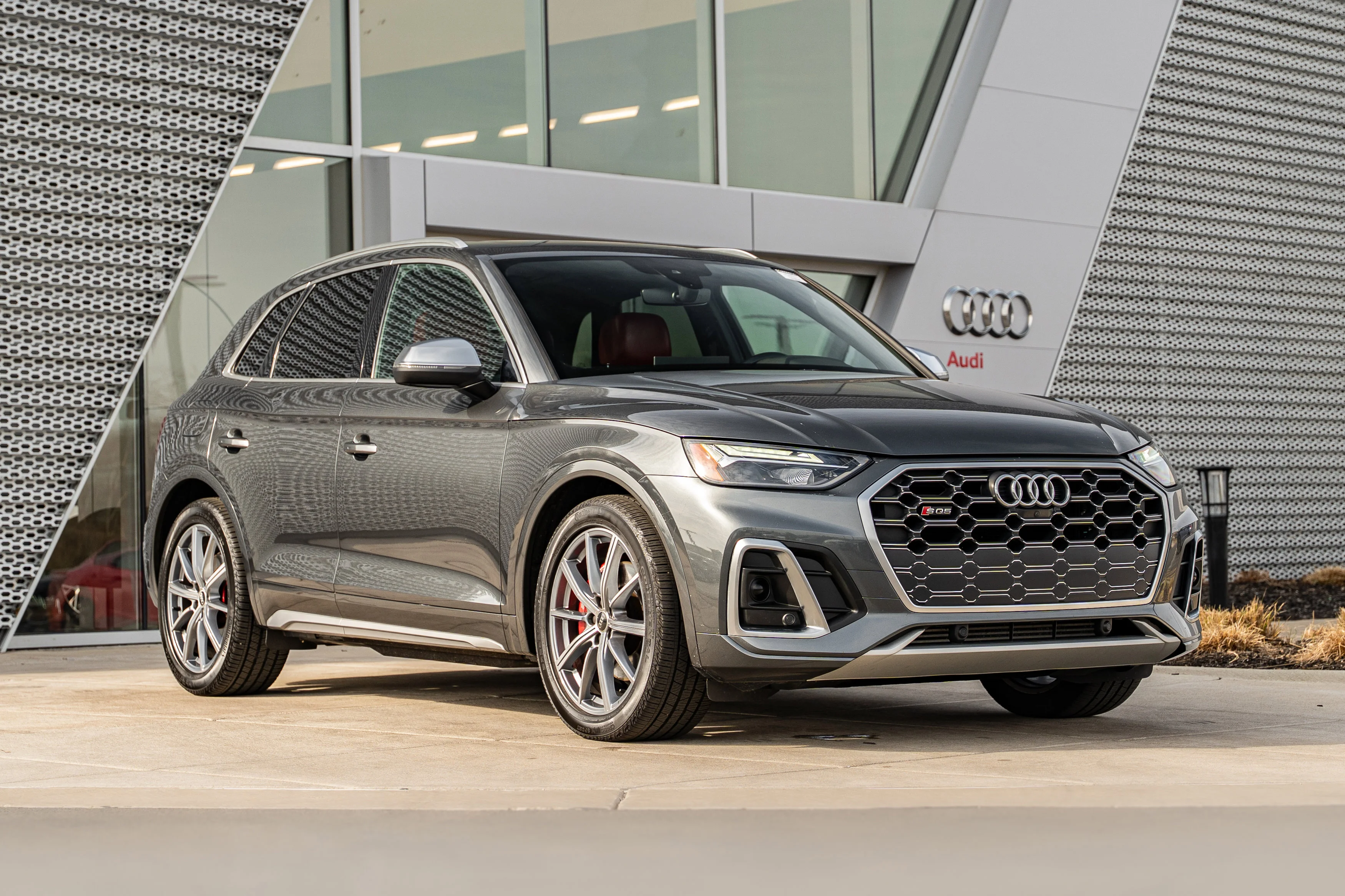 2021 Audi SQ5 Premium Plus's photo