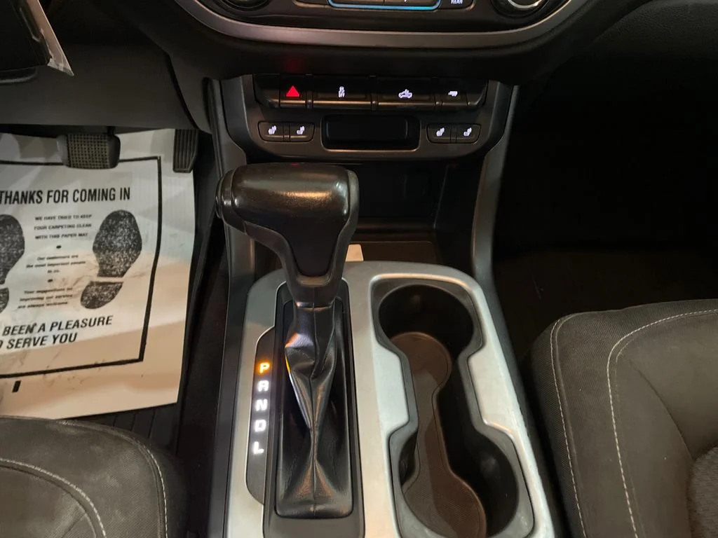 Used 2019 Silver Ice Metallic Chevrolet 4WD LT image 20