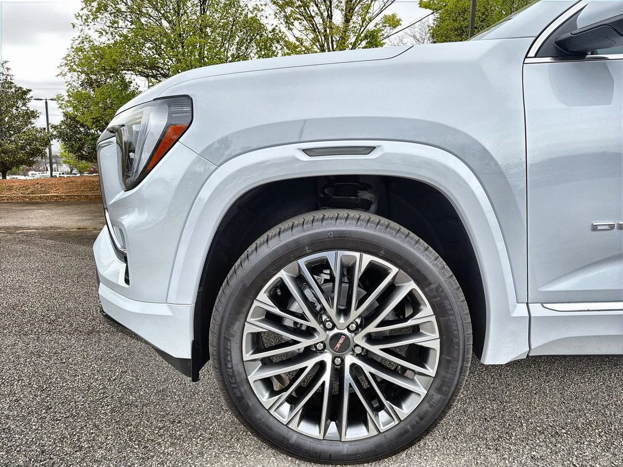 New 2026 Glacier White Tricoat GMC Denali image 28