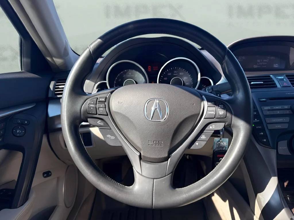 Used 2011  Acura 3.5 image 13