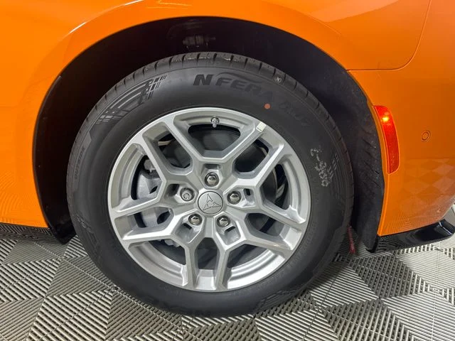 2025 Dodge Charger Daytona R/T - Photo 8