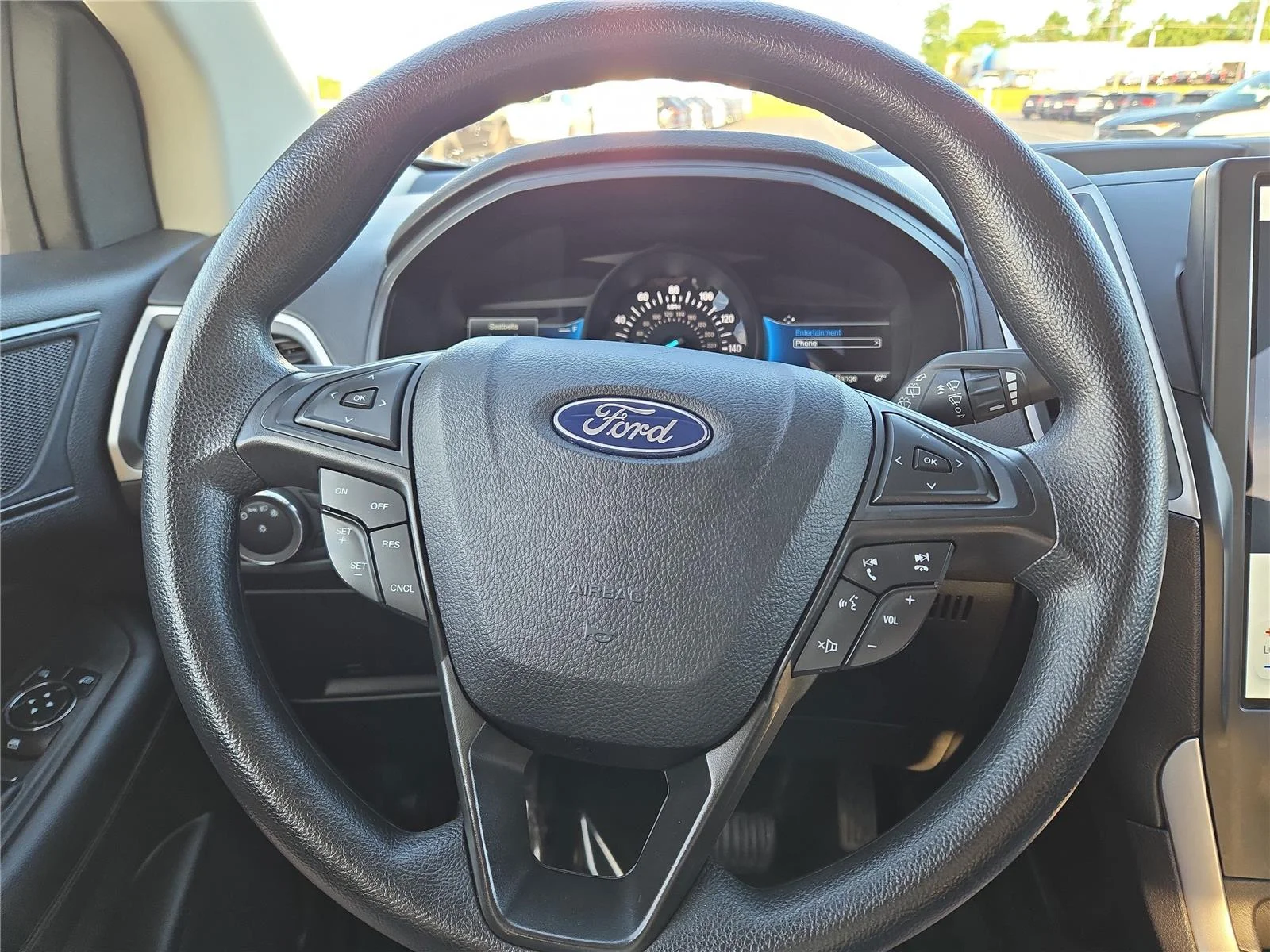 Used 2023 Iconic Silver Ford SE image 13