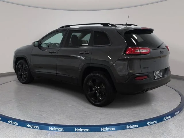 Used 2016 Granite Crystal Metallic Clearcoat Jeep Limited image 8