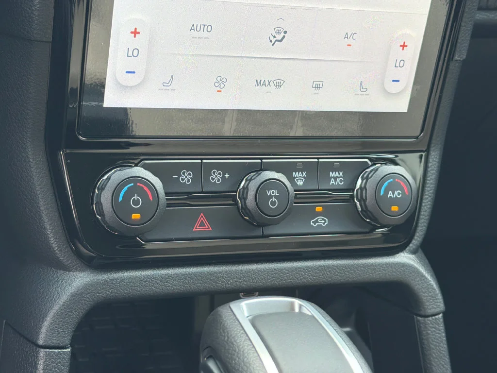 New 2026 Beige Ford XLT image 29