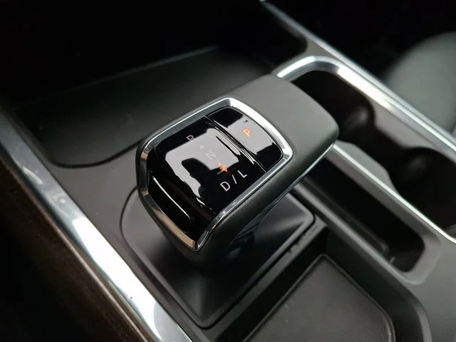 Used 2023 White Chevrolet RST image 14