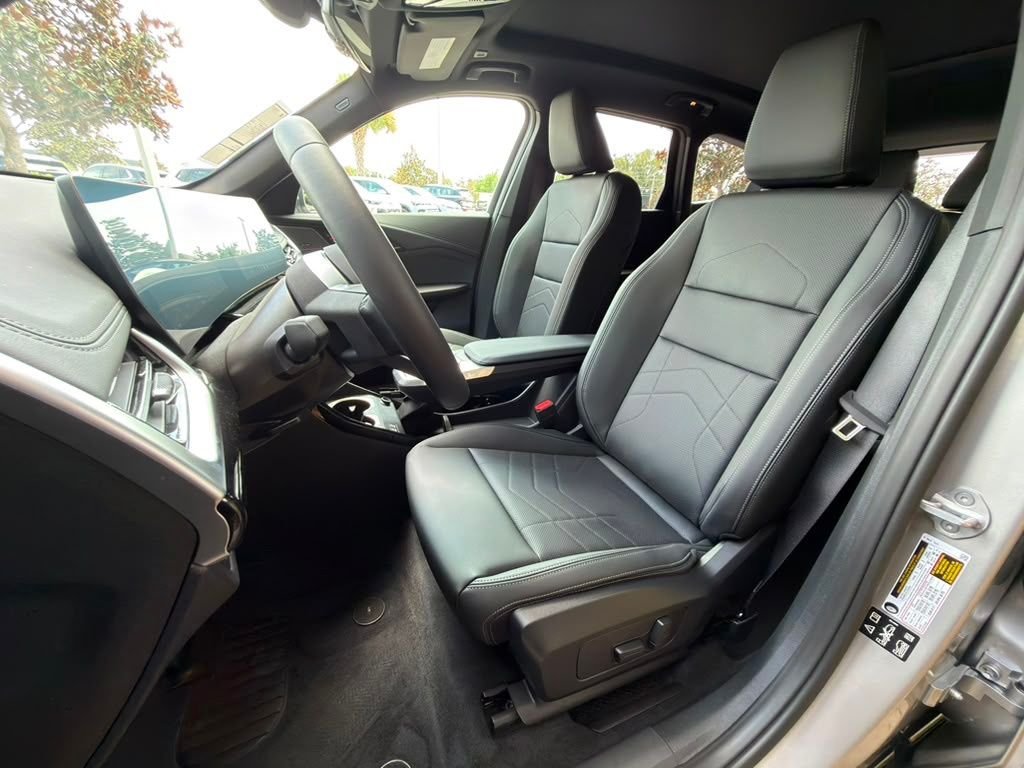 New 2026 Silver BMW xDrive28i image 12