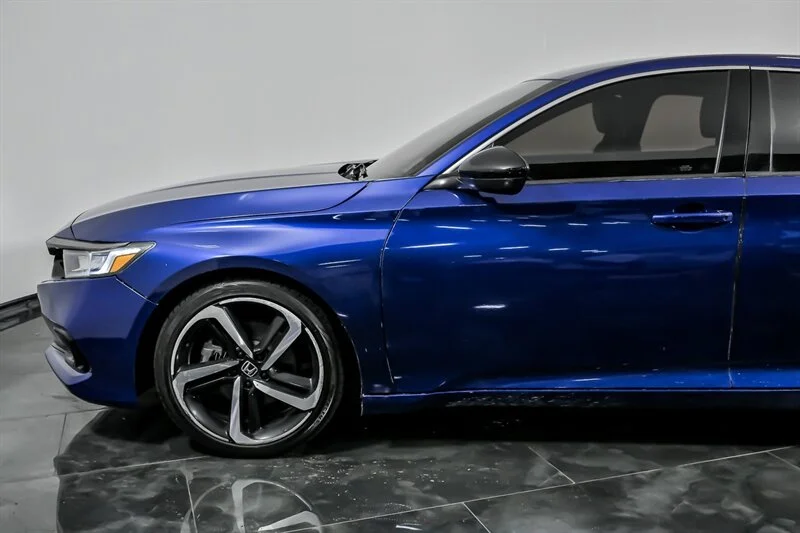 Used 2021 Blue Honda Sport image 6