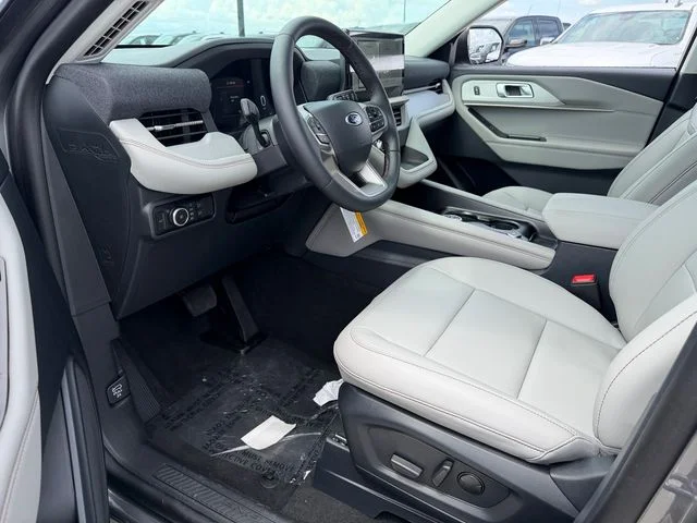New 2026 Carbonized Gray Metallic Ford Active image 6