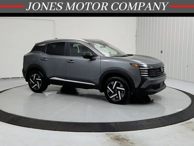 2026 Nissan Kicks 2.0 SV's photo
