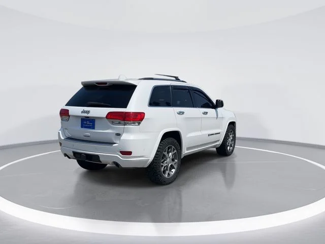 Used 2021 White Jeep Overland image 7