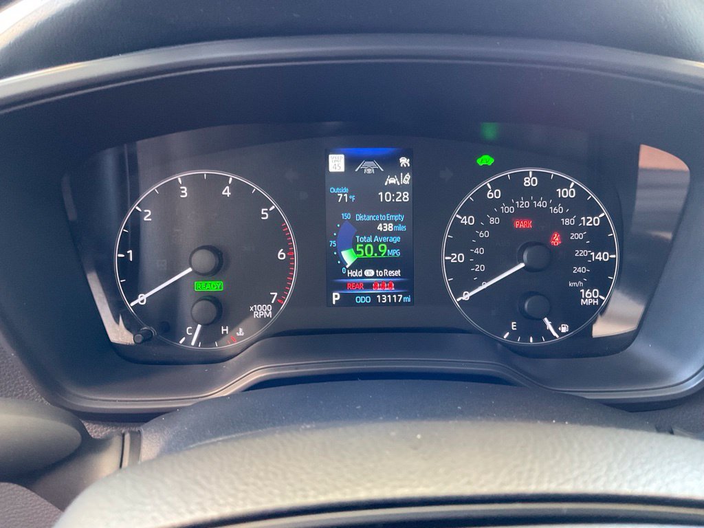 Certified Used 2025  Toyota LE image 14